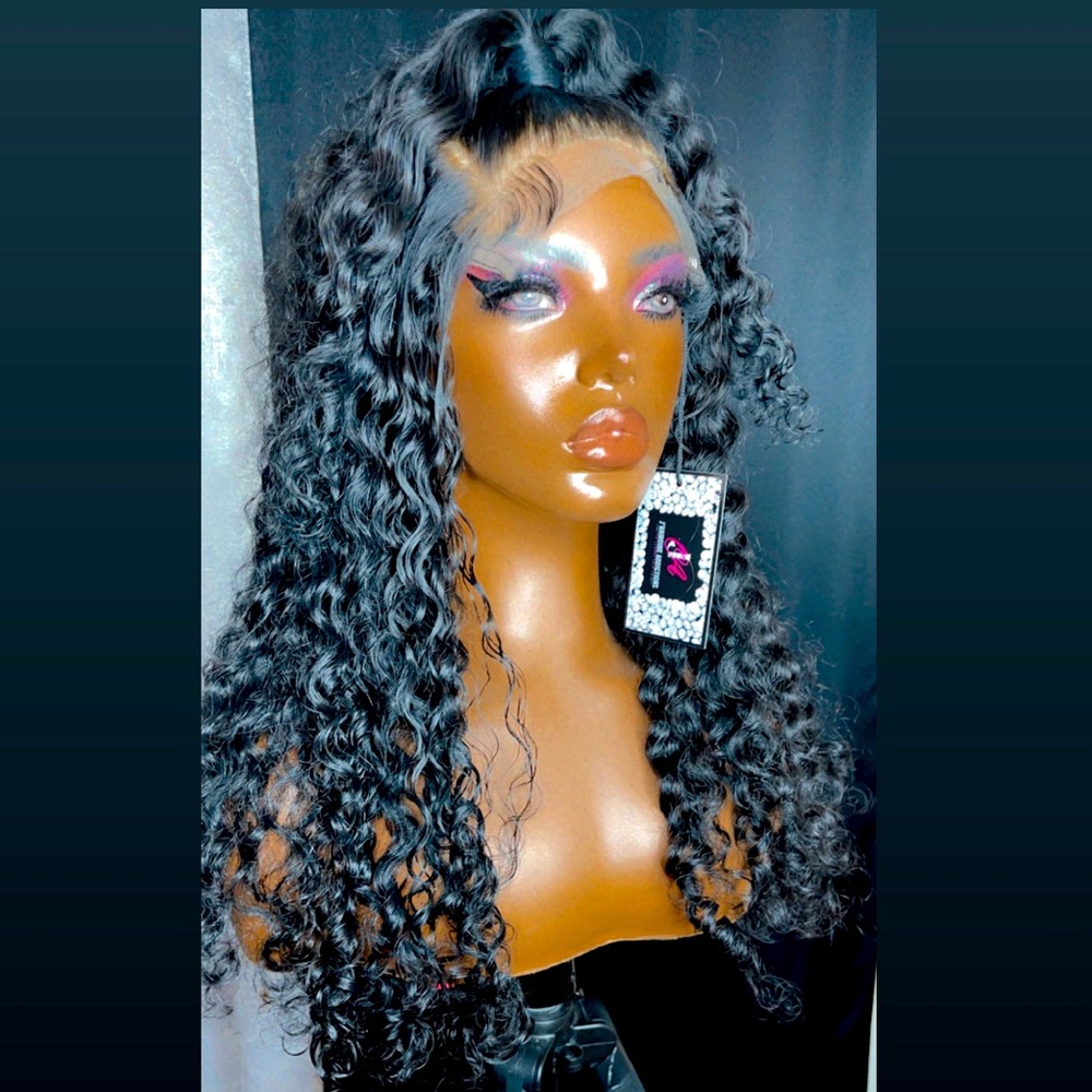 Cali— Deep Wave Double Drawn 18"-22" with 18" 5x5 Closure.